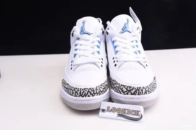 Air CT8532-104 3 UNC Jordan 0524